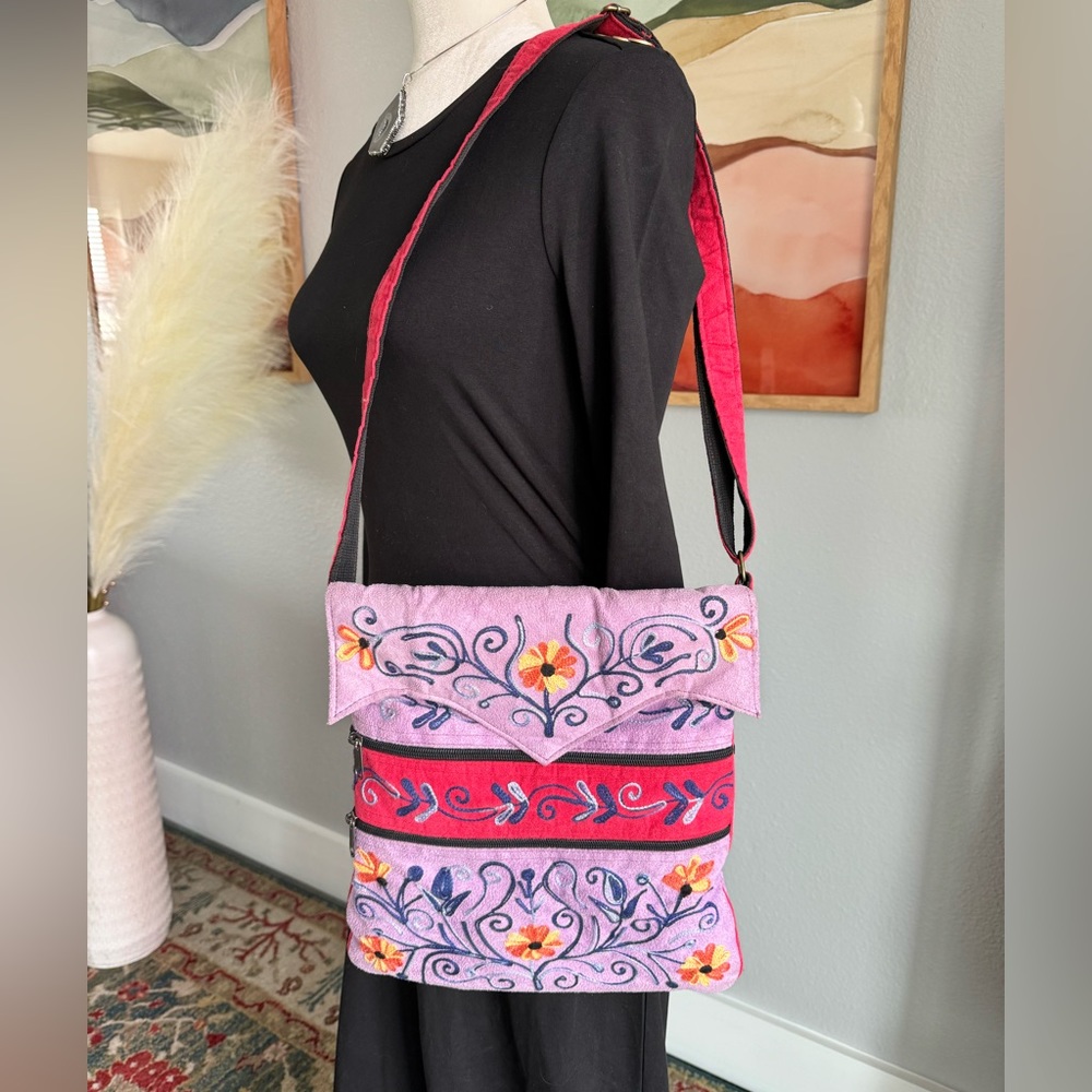 Floral Multi Pocket Faux Suede Crossbody Bag
